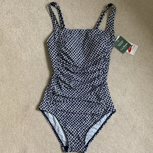 LL Bean Women’s one-piece swimsuit size 4 UPF 50+, adjustable straps, ruching - Picture 1 of 10